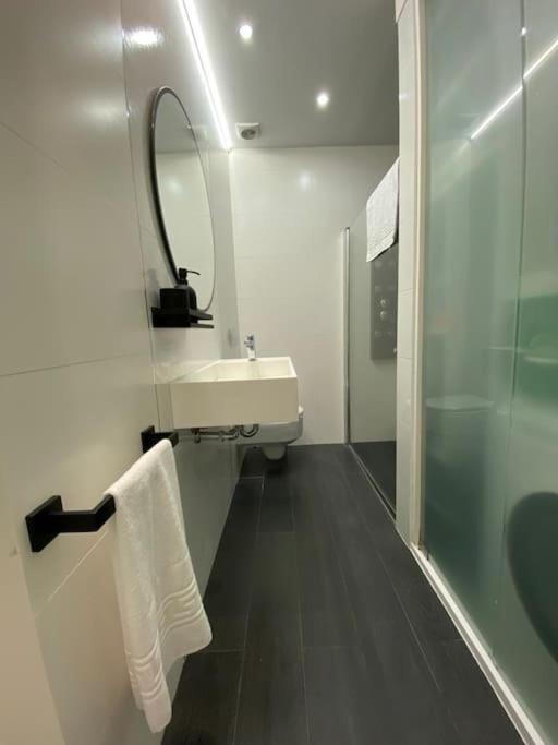 Апартаменты Apartamento 2H 2B En El Centro Con Garaje Ла-Корунья Экстерьер фото